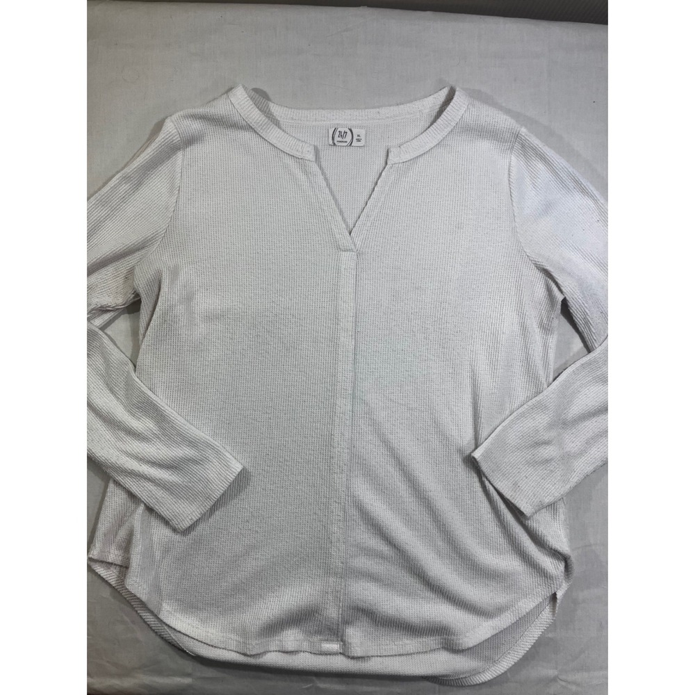 Maurices 24/7 Womens XL White Waffle Knit Split V-Neck Long Sleeve Thermal‎ Top